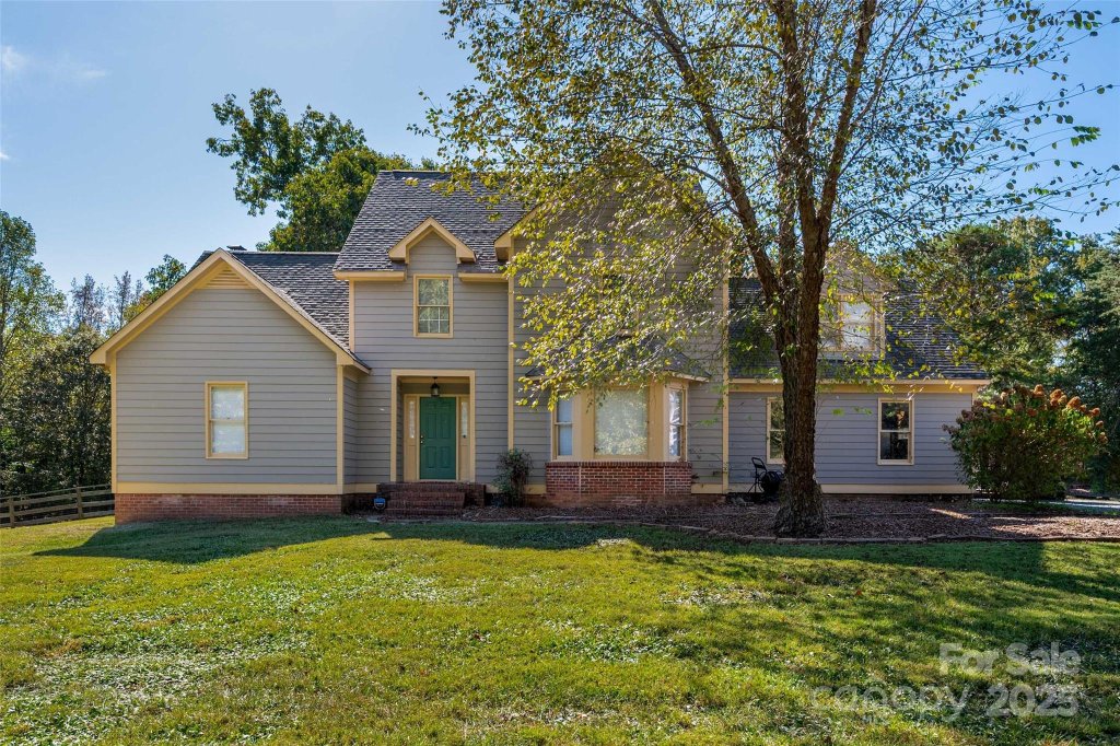 8211 Prince Valiant Drive