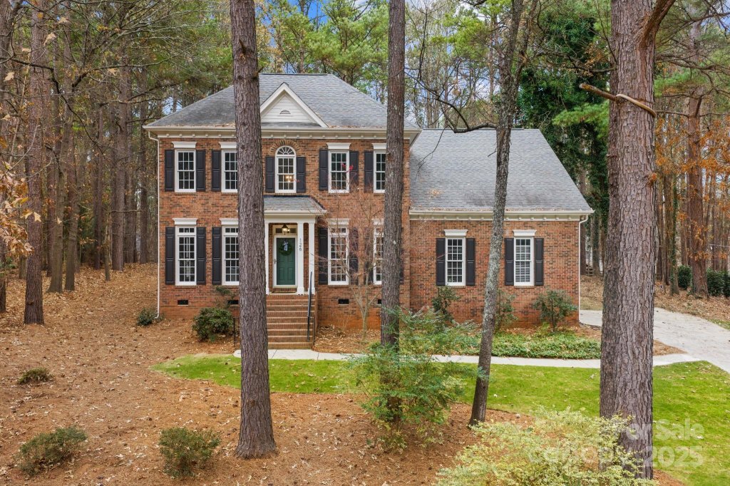 126 Lake Spring Loop