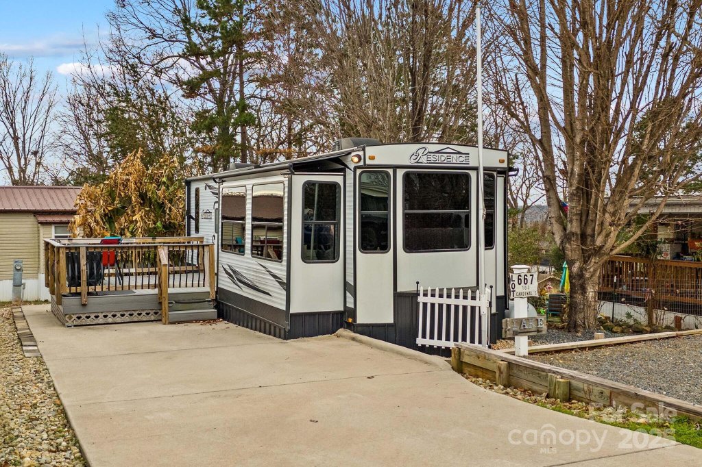 103 S Cardinal Drive