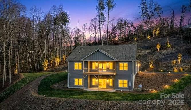 Hutch Mountain Estates, Fletcher community