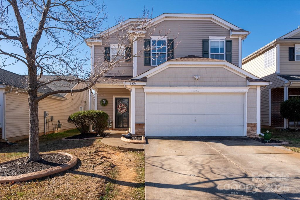 Buckleigh, Charlotte community