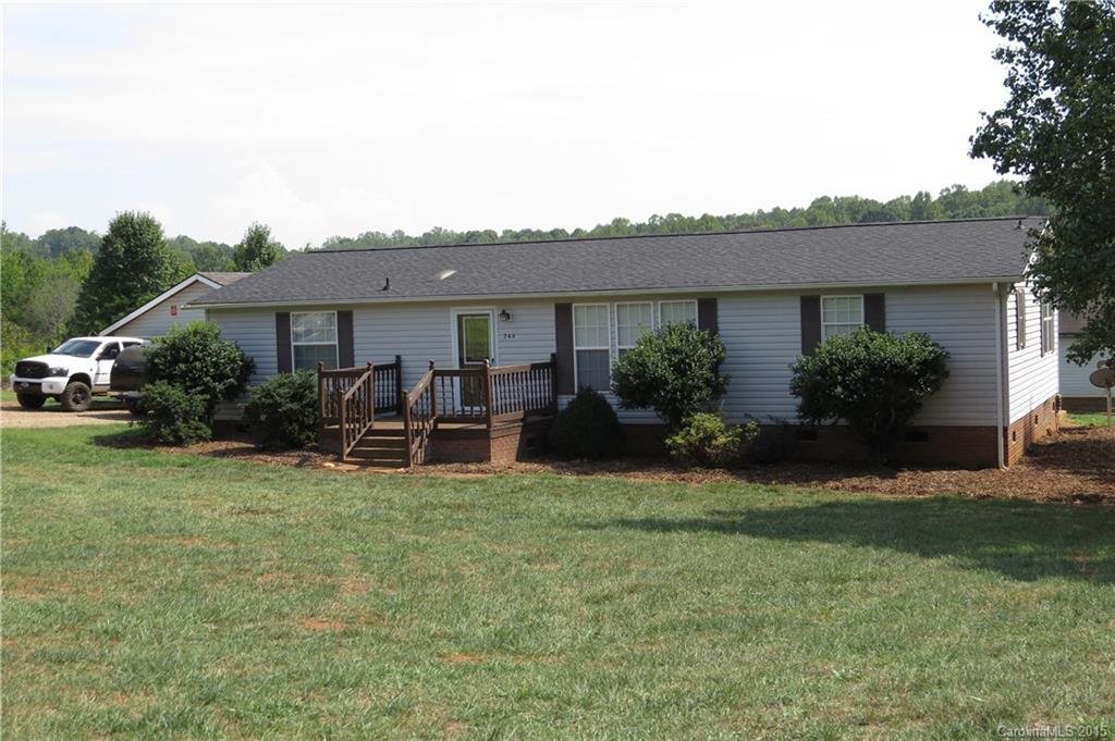 744 Spring Pointe Drive