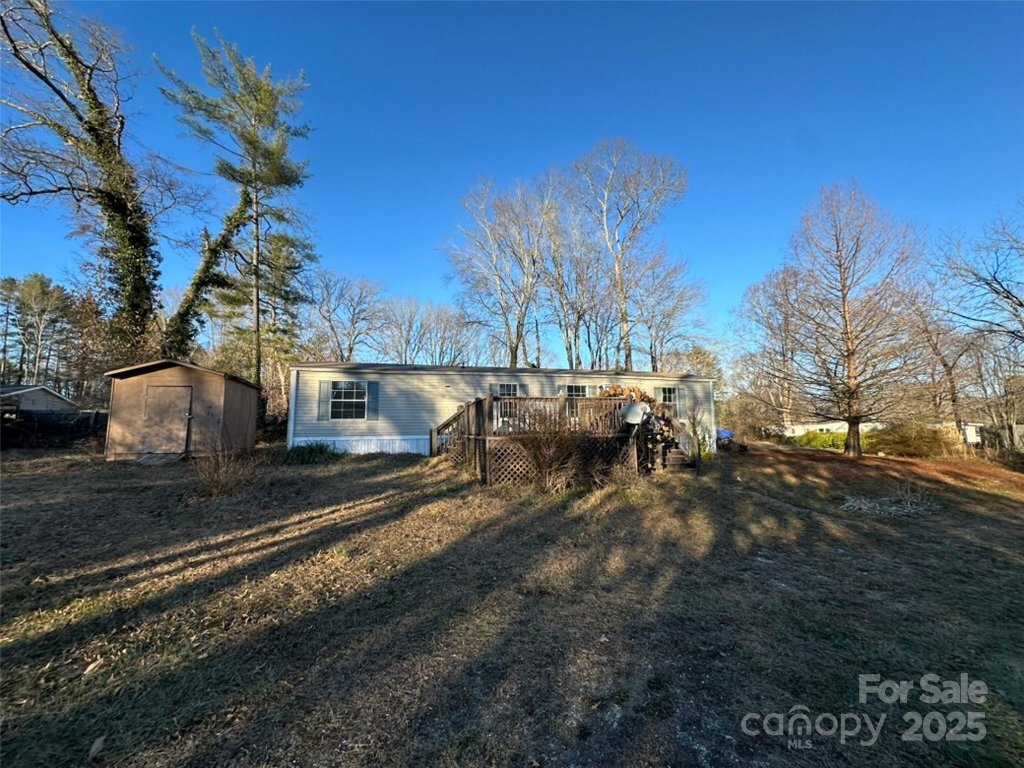 200 Rolling Oaks Drive