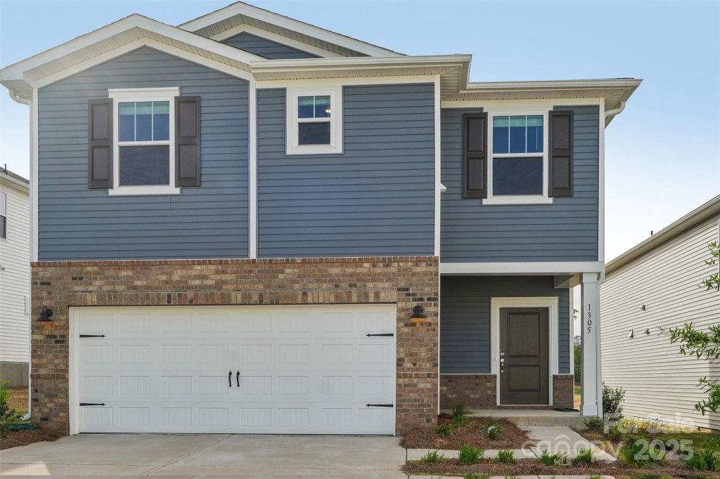 418 Luna Lane