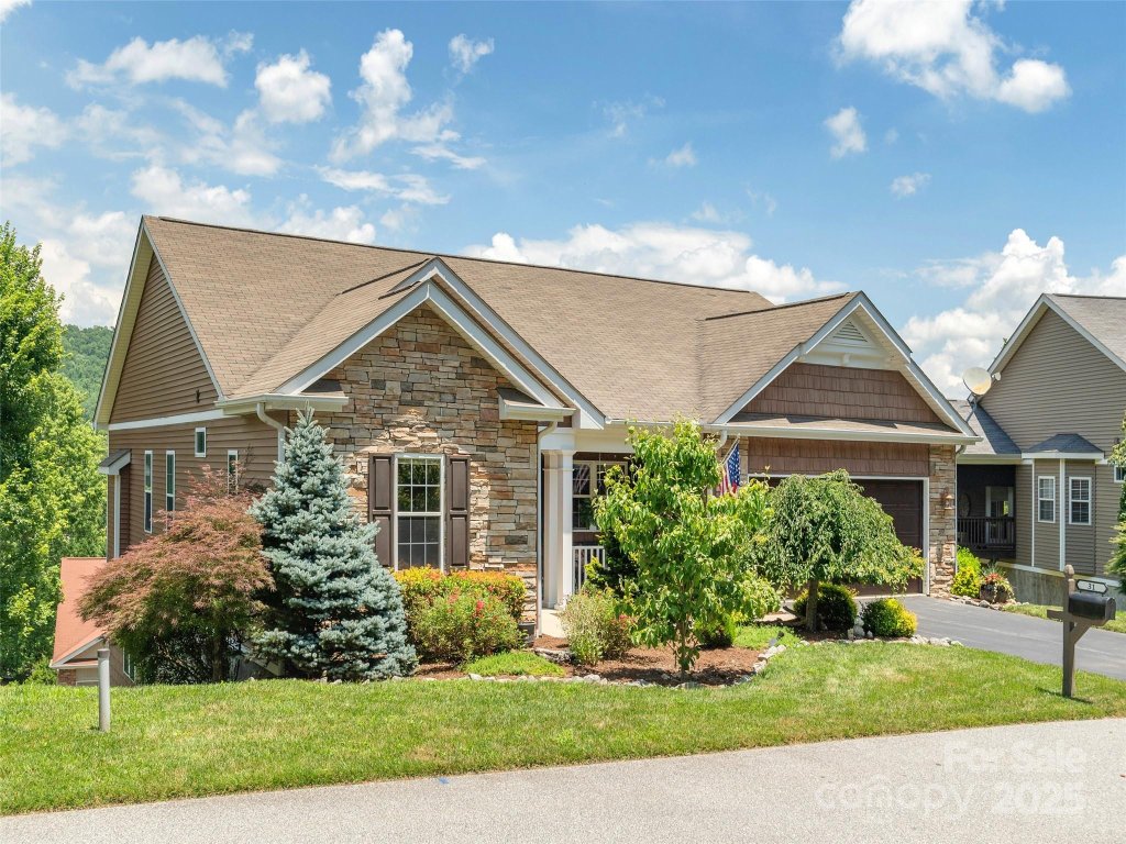 31 Headwater Drive