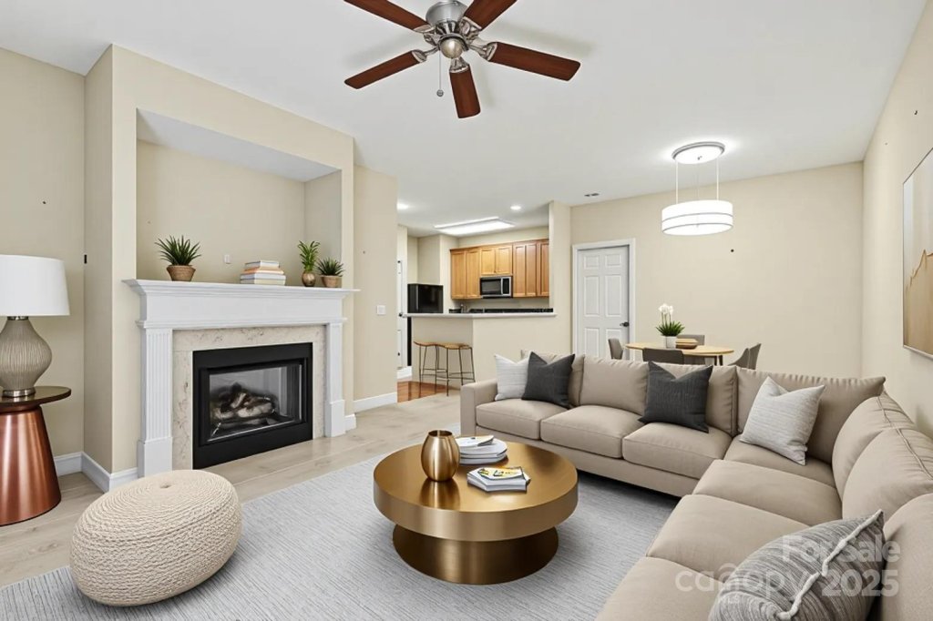 Walnut Creek, Charlotte community