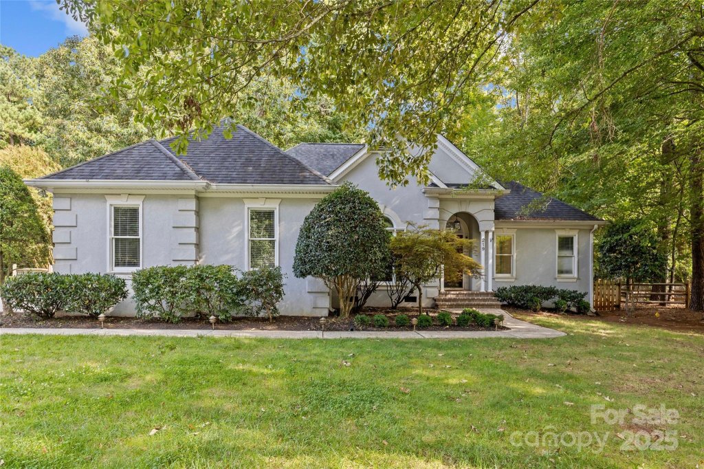 219 Timberlane Drive