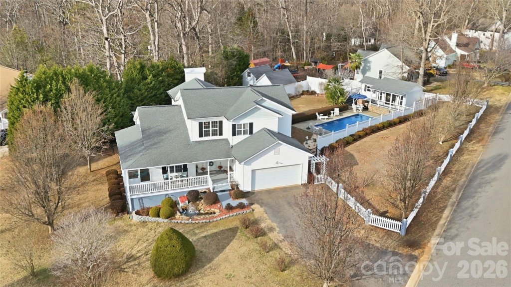 130 Greenwich Drive