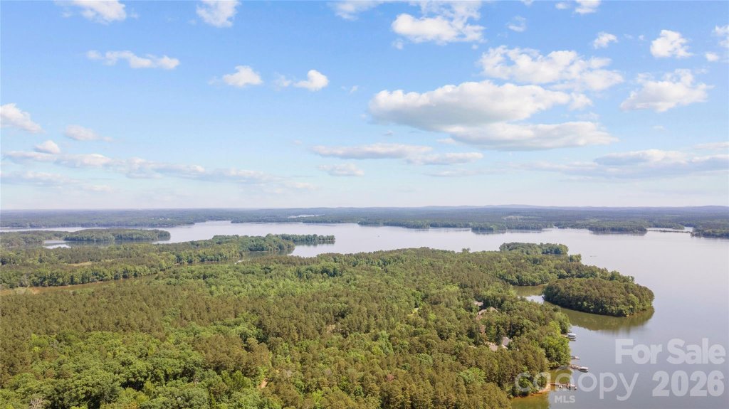 Emerald Bay, Salisbury community