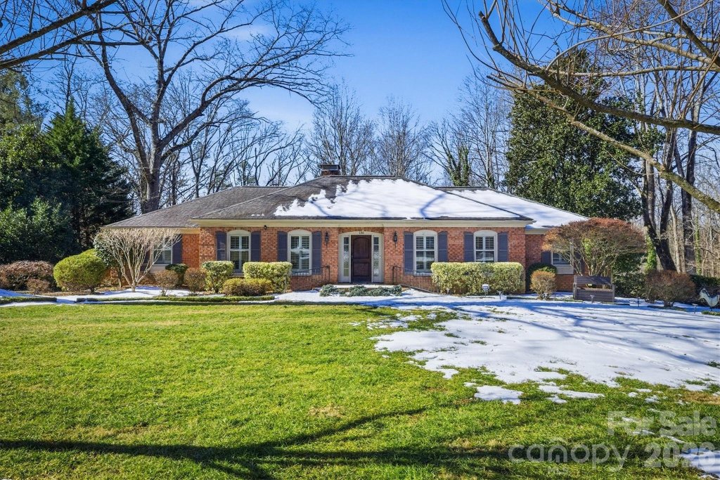 Mimosa Hills, Morganton community