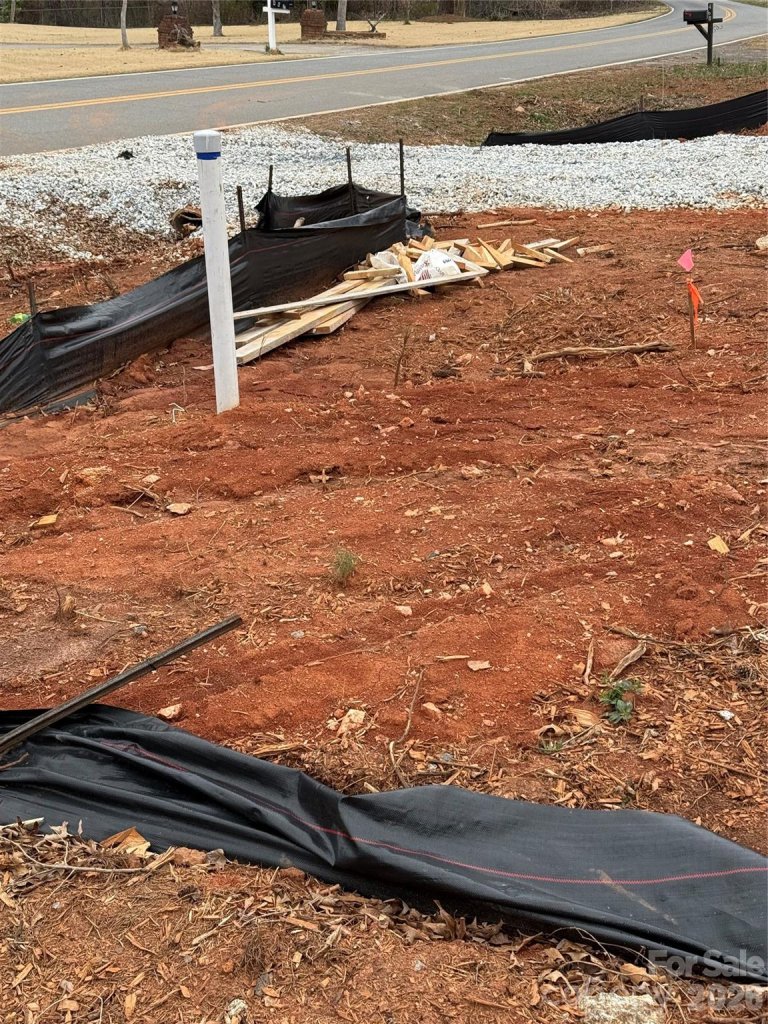 Forest Lake Acres, Forest City community