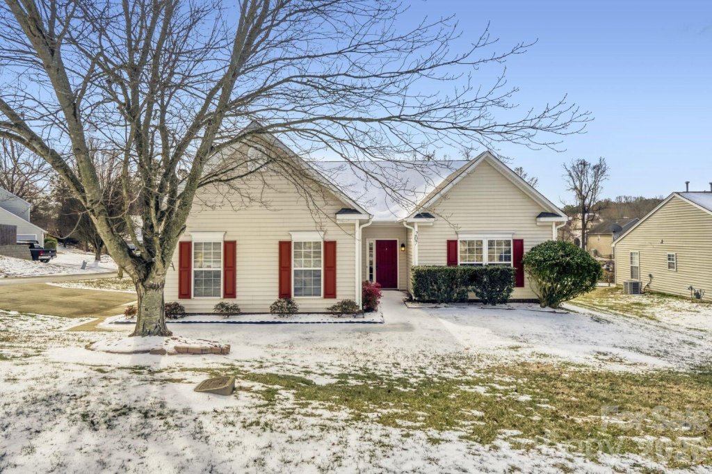 207 Grayland Road