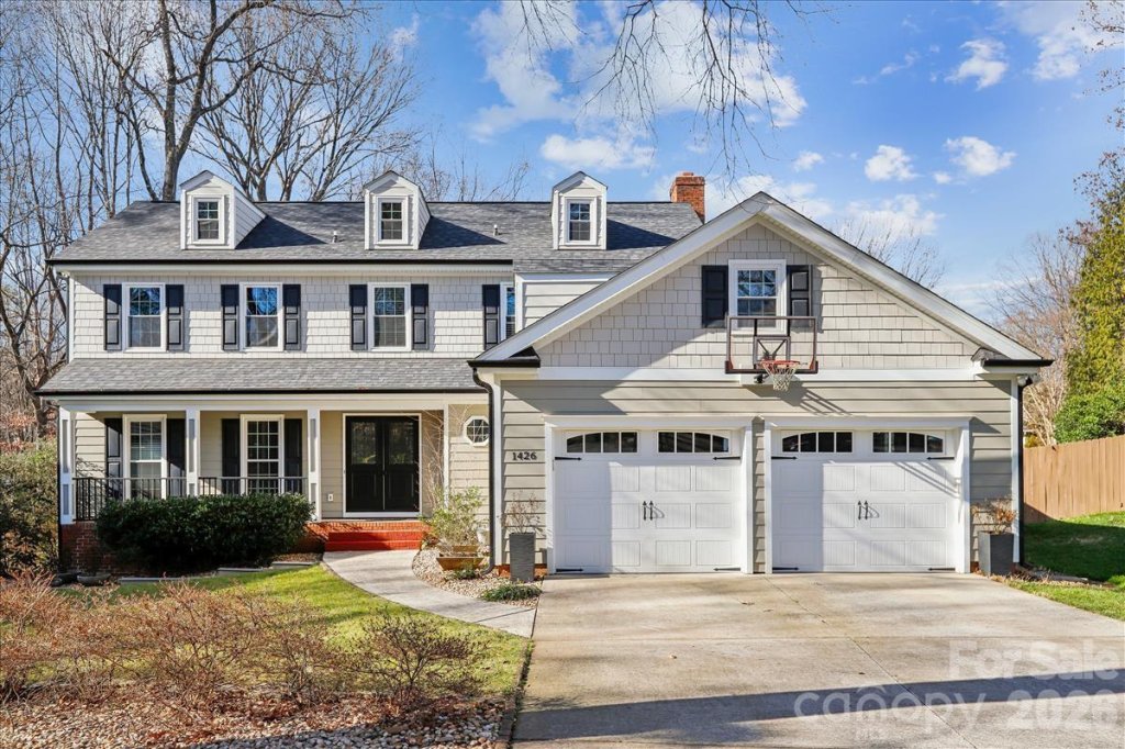 1426 Ashstead Lane