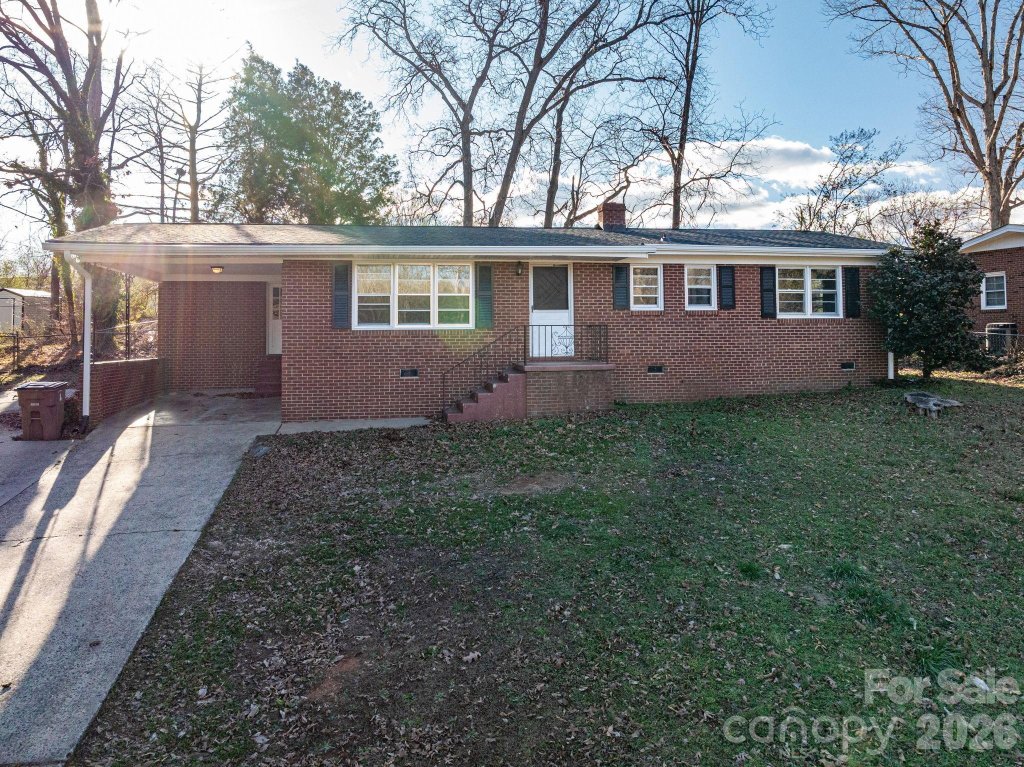 828 E Main Street