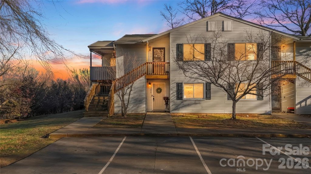 Hunters Chase, Rock Hill community