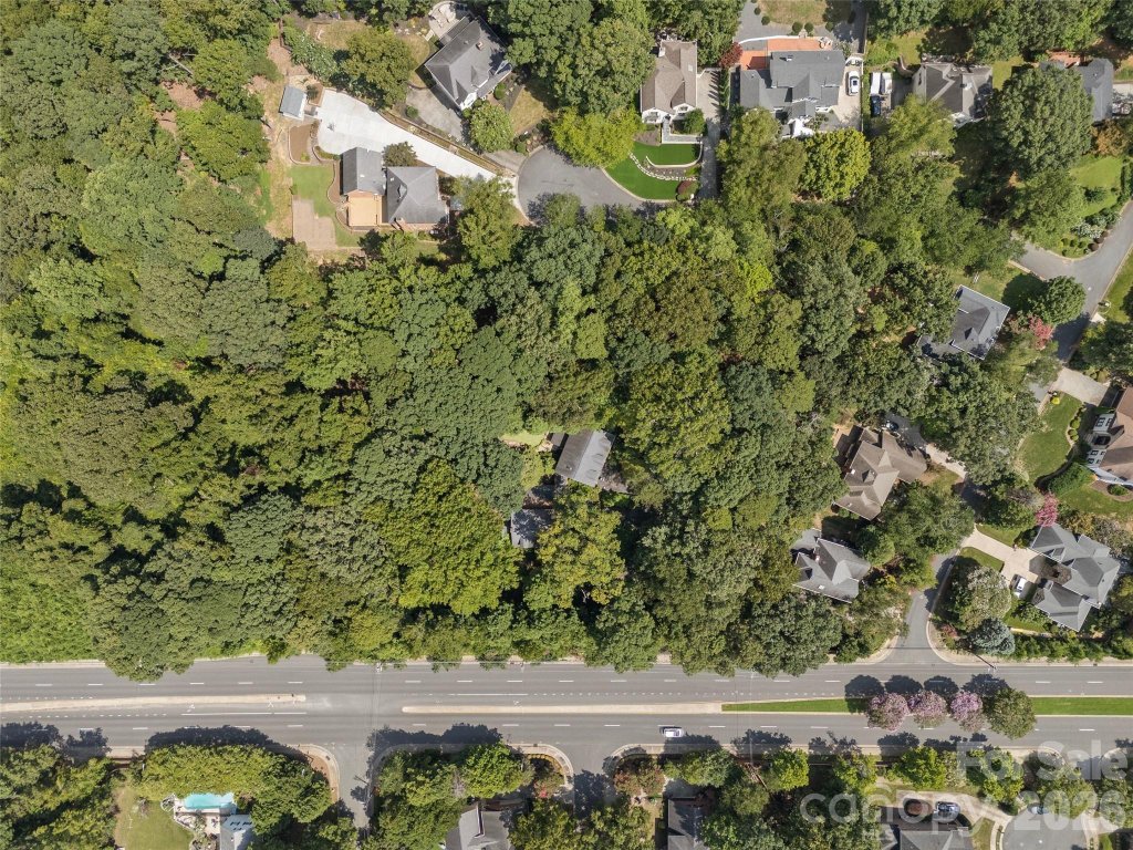 Wellesford, Charlotte community