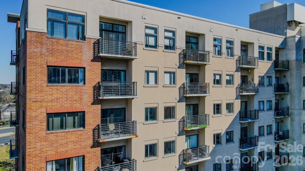 715 N Church Street 815