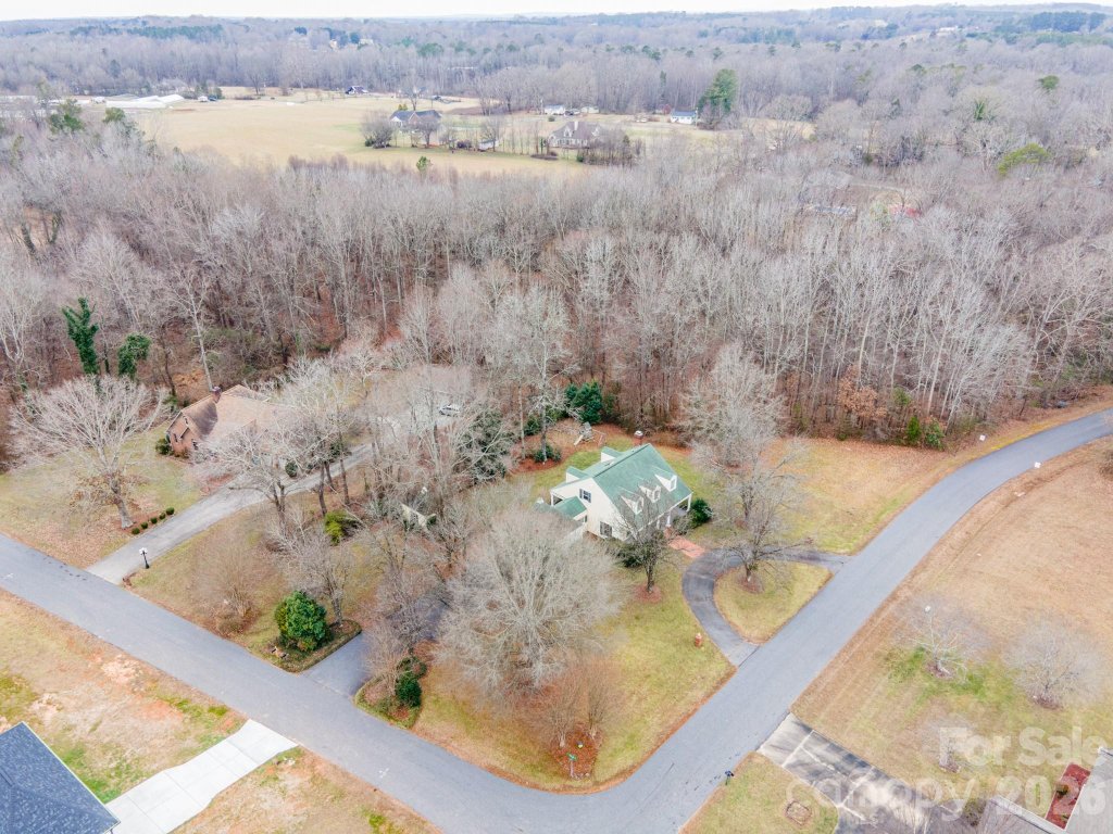 1223 Creekside Drive