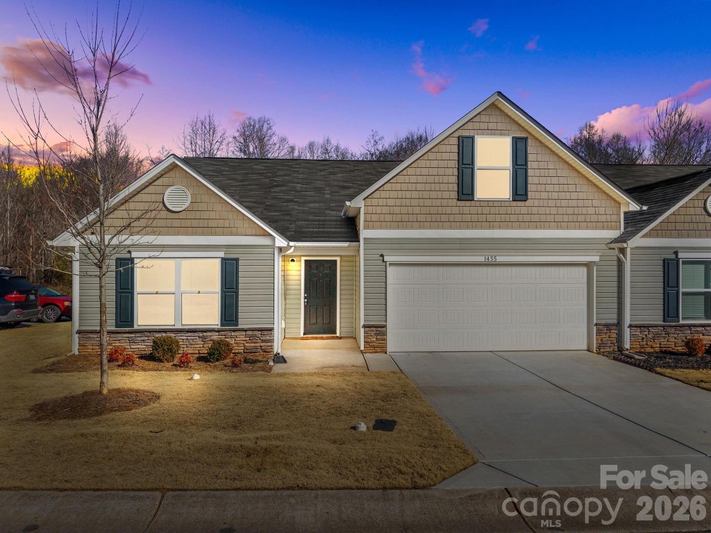 1455 Amberlight Circle