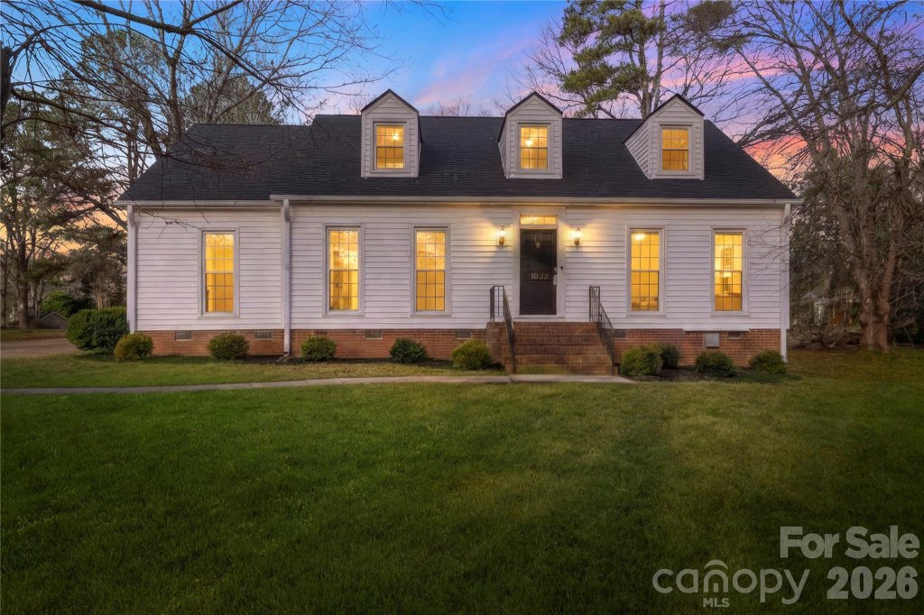 1022 Meadowlark Drive