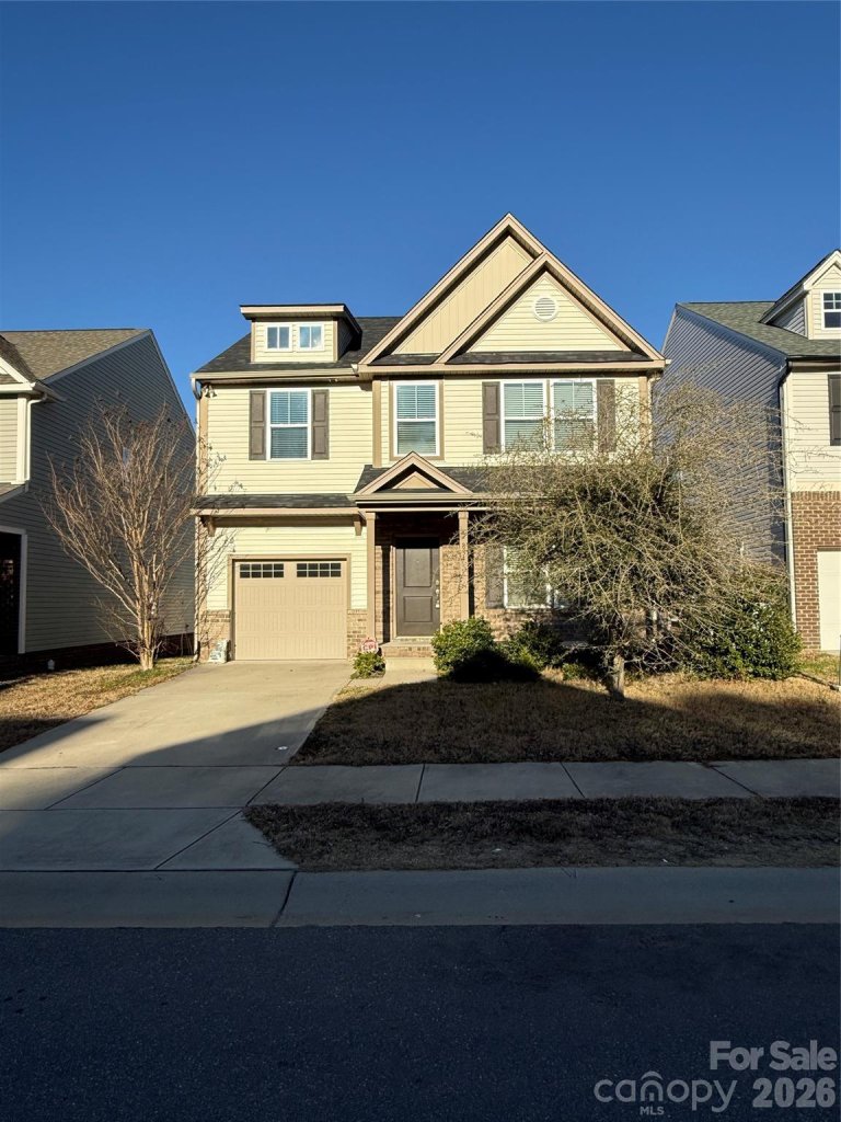 834 Von Buren Boulevard