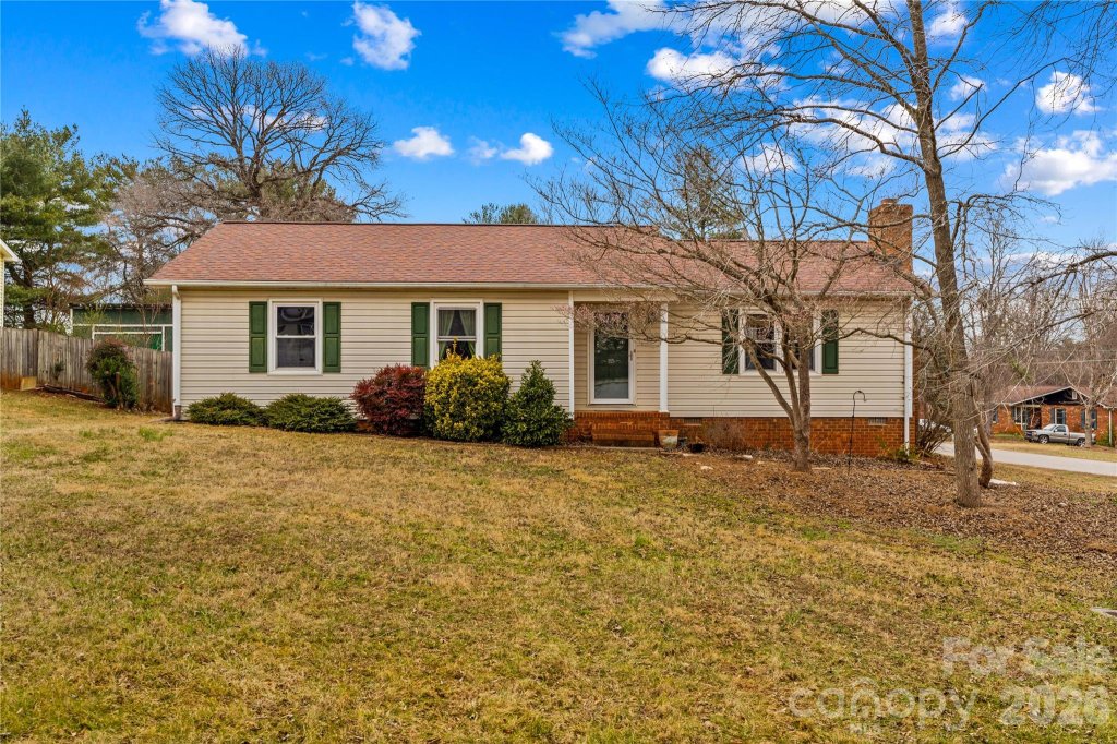 115 Pineview Court