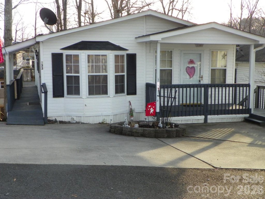 133 Pier Avenue