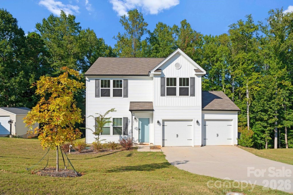 1211 Laurel Woods Drive
