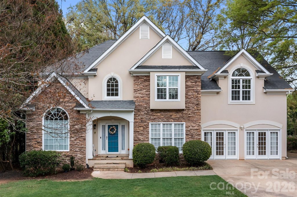900 Muirfield Drive