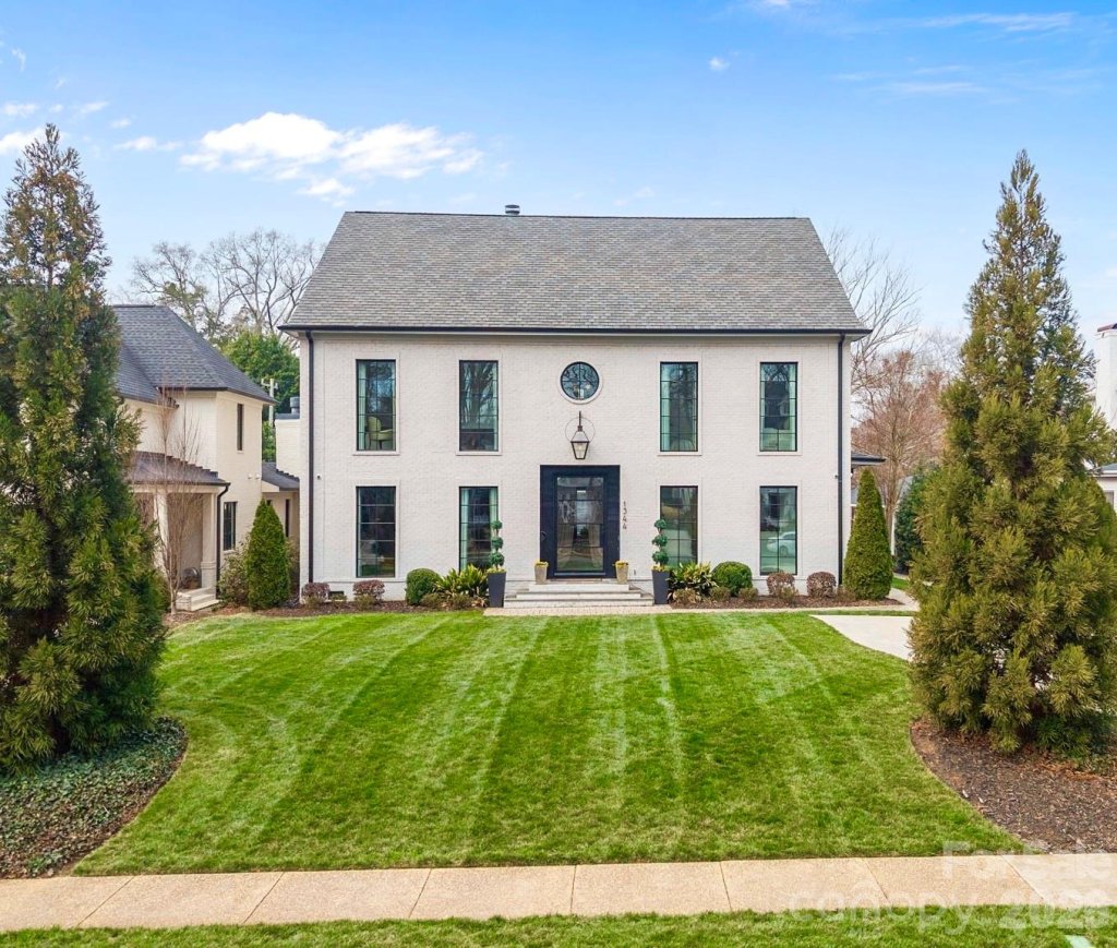 Eastover, Charlotte community