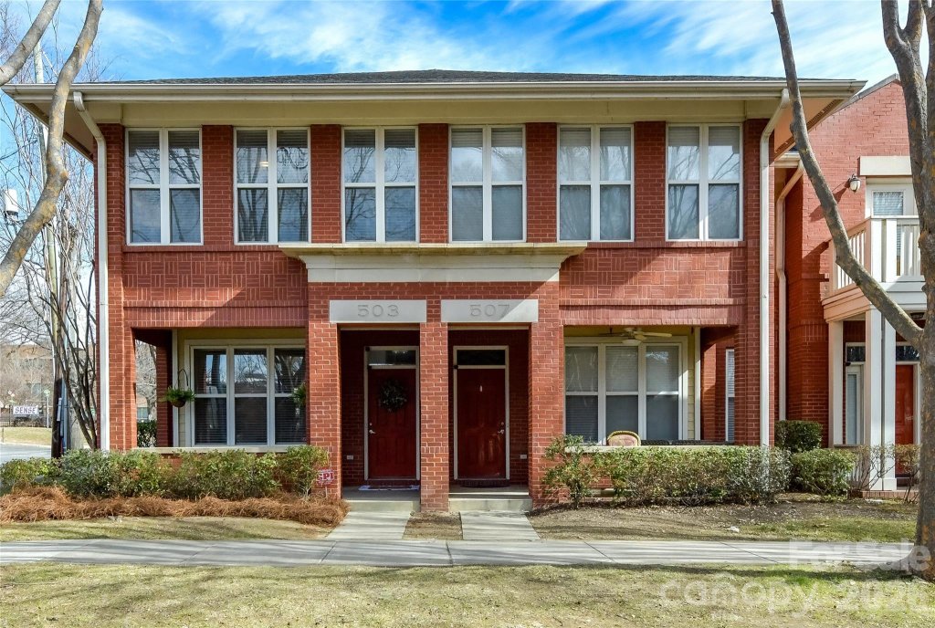 503 E 9th Street