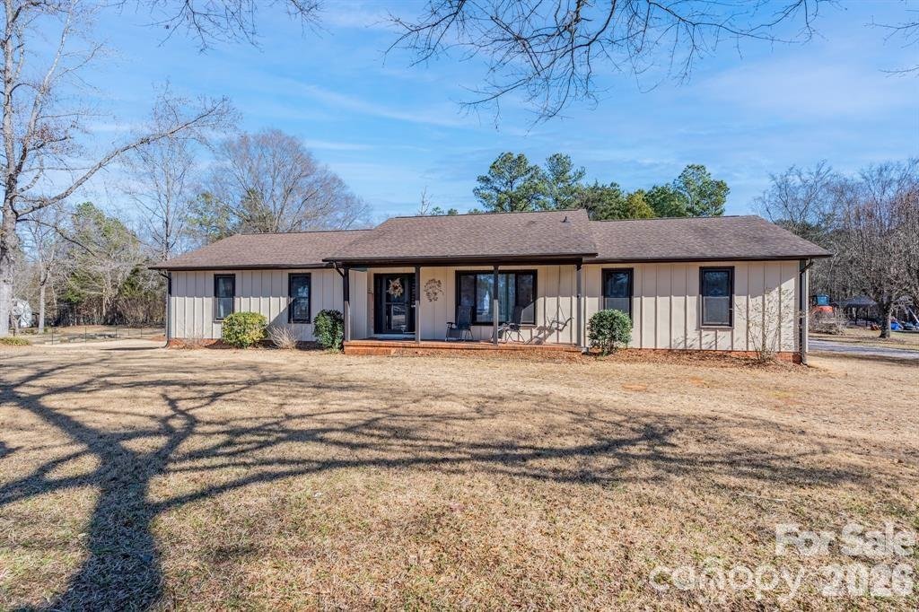1048 Croatoan Drive
