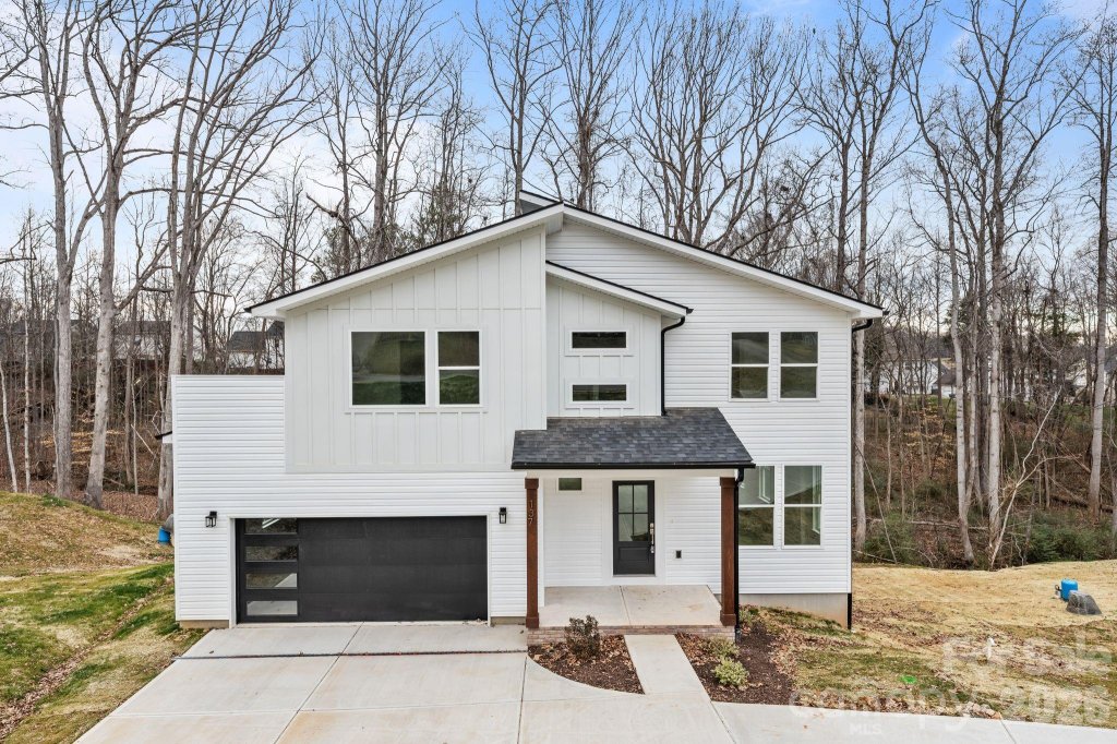 English Hills, Mooresville community