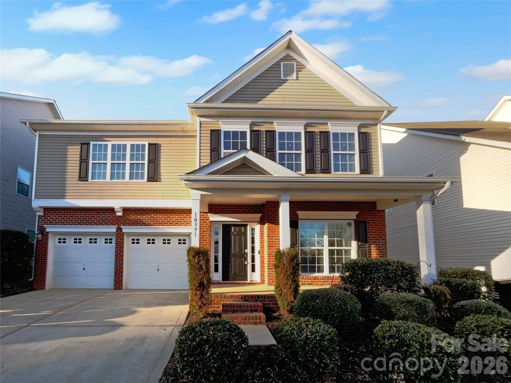 Fullerton Place, Huntersville community