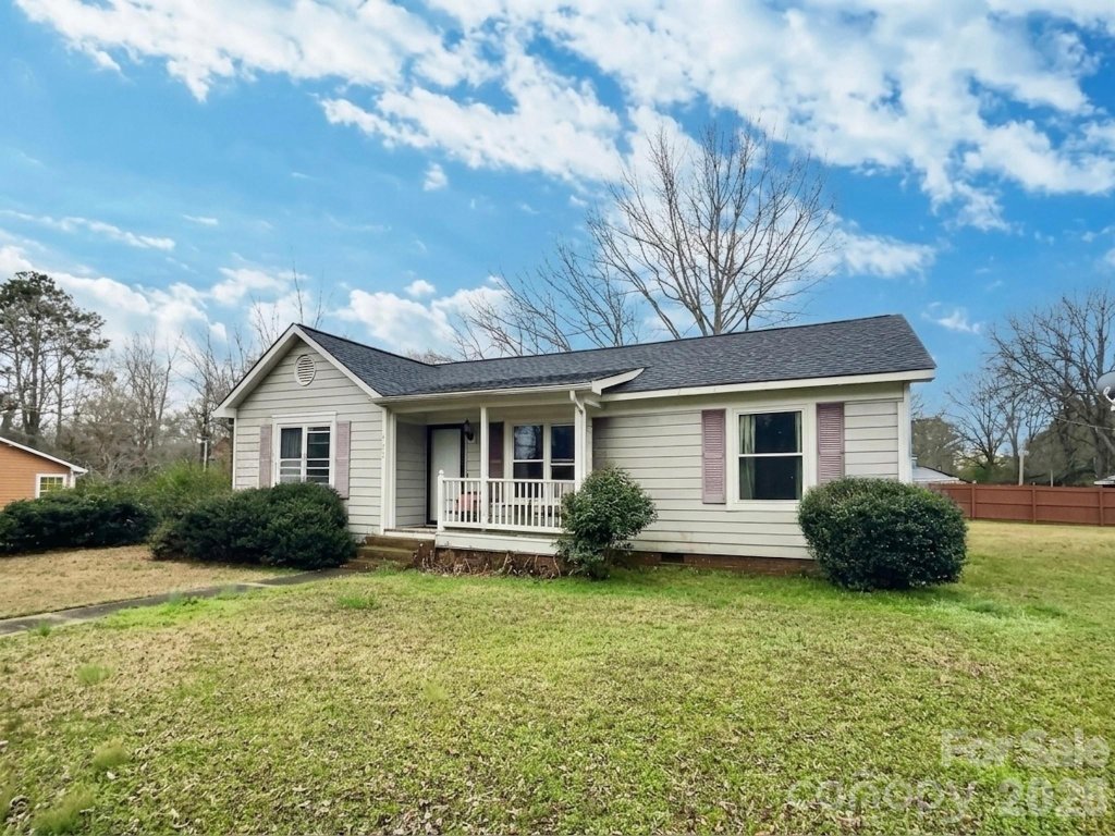 Finley Square, Rock Hill community