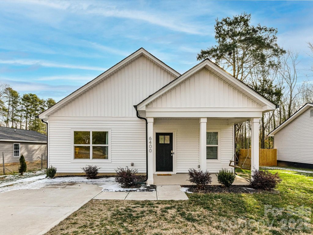 6400 Carver Boulevard