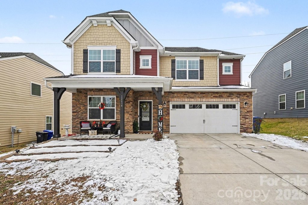 Bryton, Huntersville community