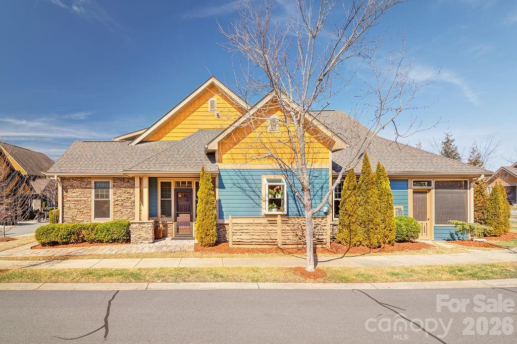 16 Holland Mountain View