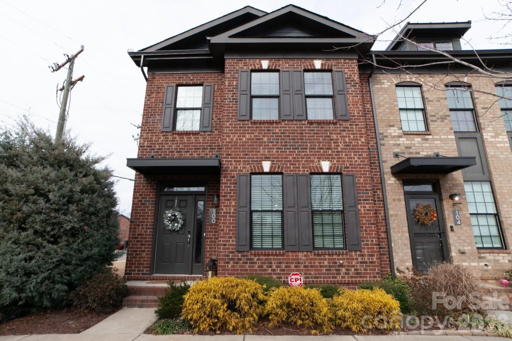 Aberfoyle, Belmont community