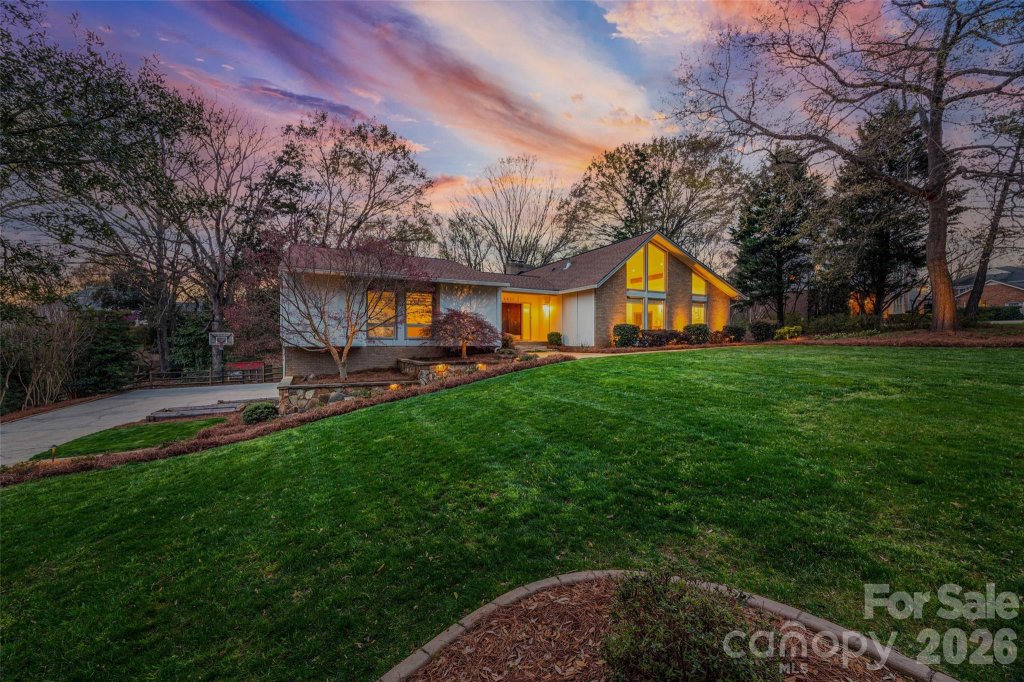 4631 Carmel Valley Road