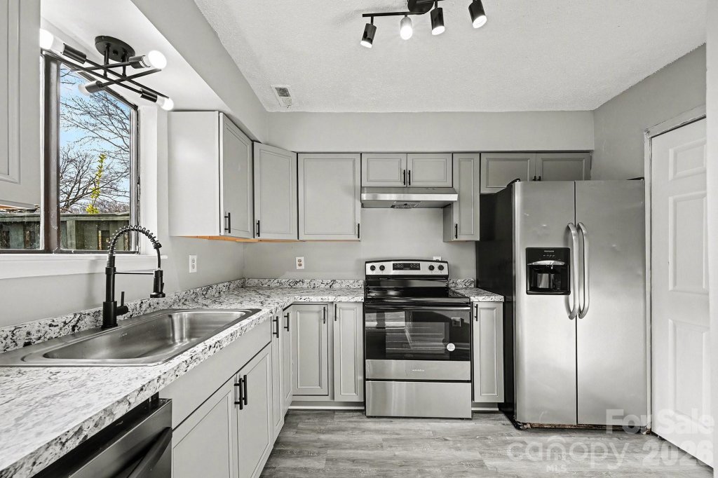 6134 Bent Tree Court