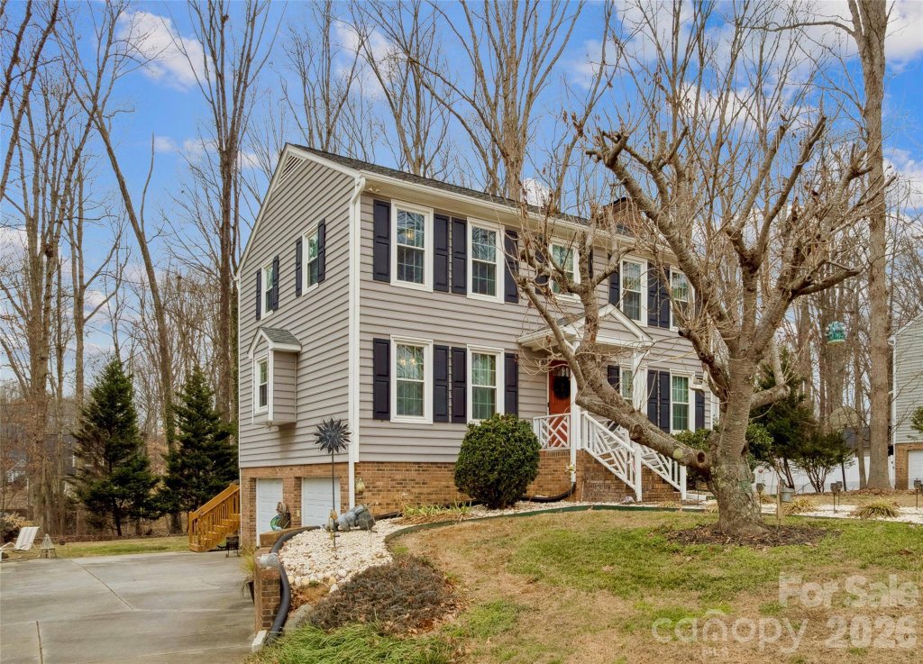 5220 Bridge Pointe Drive