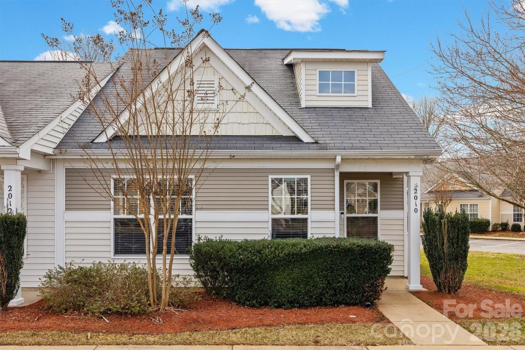 2010 Shady Pond Drive