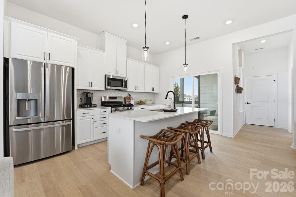 402 Silver Spur Alley