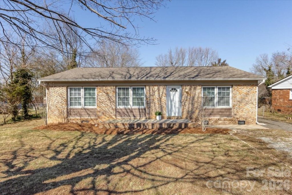 406 Robinson Clemmer Road