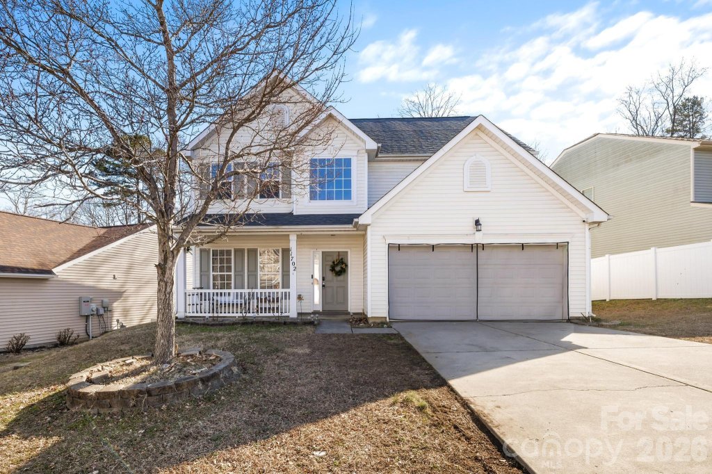 Hatties Meadow, Charlotte community