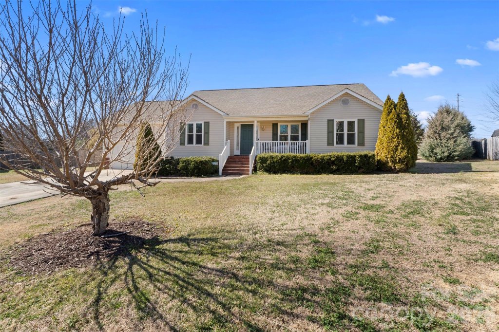 921 Hollow Hill Court