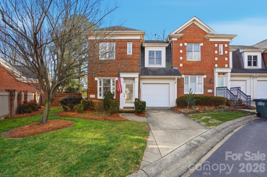 South Hill, Charlotte community