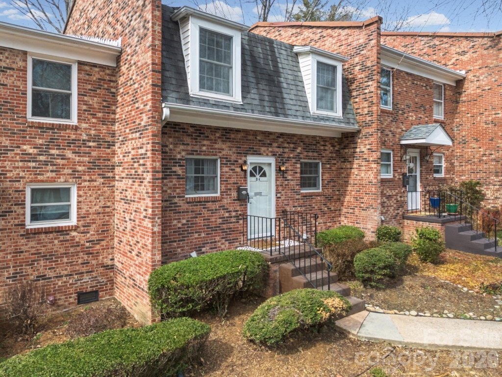 1409 Kensington Road