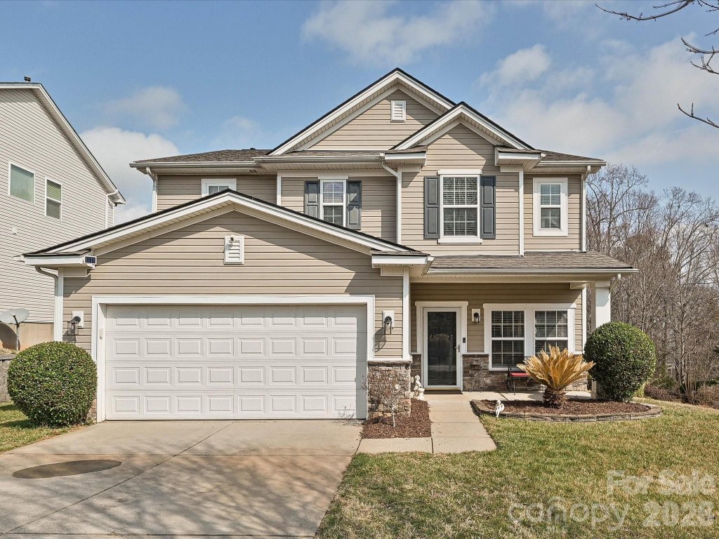709 Ivy Trail Way